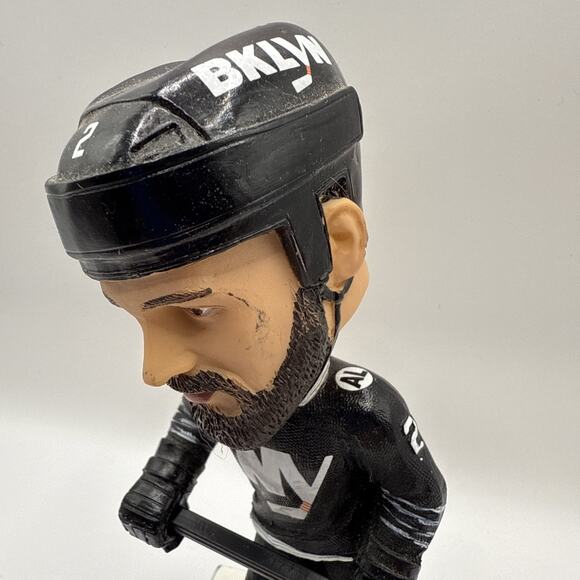 New York Islanders Nick Leddy bobblehead - Picture 2 of 5